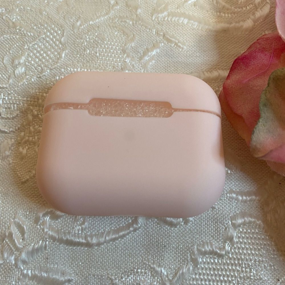 š„IāfabāminiĀ PinkāProtectiveāCaseāForāAirPodsāPro - Picture 5 of 6